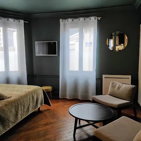 Grand De Charme Centre Apartamento *